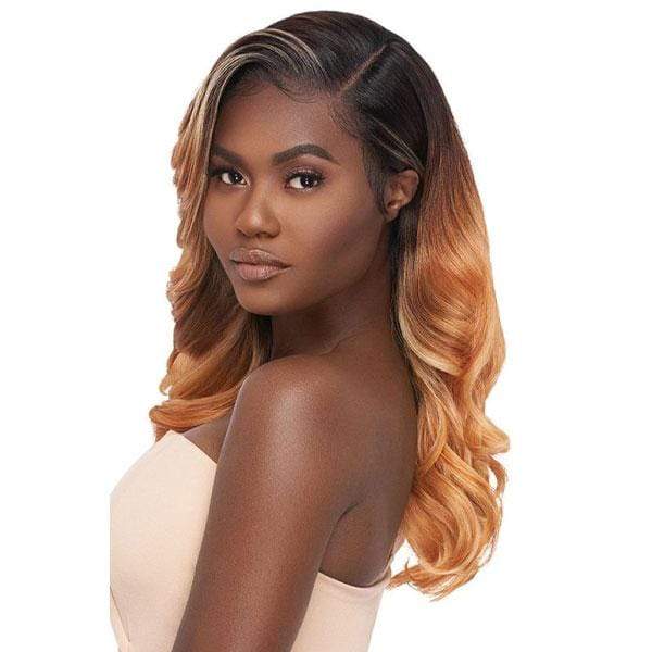 Outre Melted Hairline Synthetic Deluxe Wide HD Lace Front Wig - DIVINE - Image 3