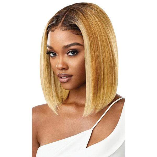 Outre Melted Hairline Synthetic Deluxe Wide HD Lace Front Wig - ISABELLA - Image 3