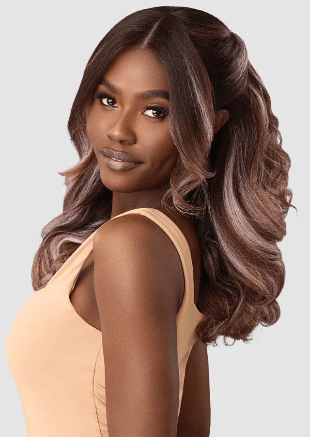 Outre Melted Hairline Synthetic Deluxe Wide HD Lace Front Wig - MH 107 - Image 3