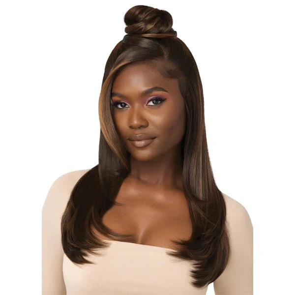 Outre Perfect Hairline Synthetic 13x4 Lace Frontal Wig - KALIYA - Image 3