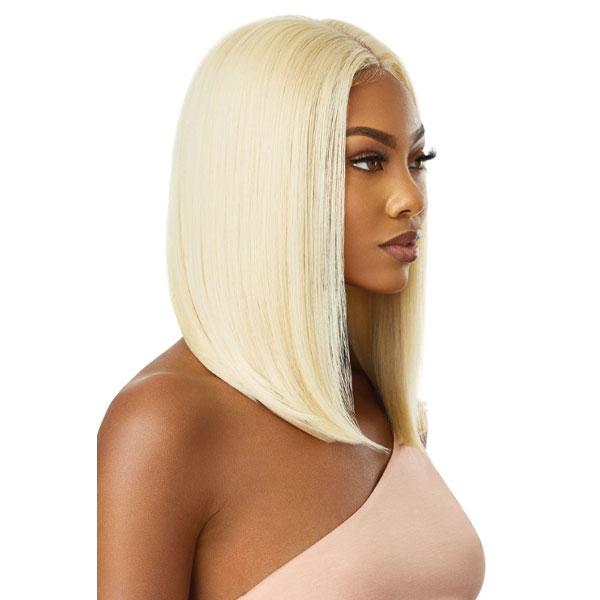 Outre Perfect Hairline Synthetic 13x4 Lace Wig - TIANNA - Image 4