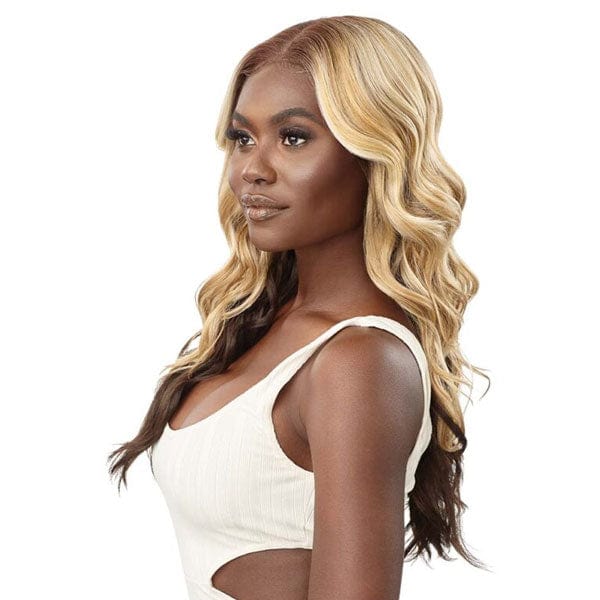 Outre Perfect Hairline Synthetic 13x6 Lace Front Wig - FREYA - Image 4