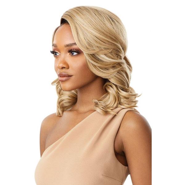 Outre Synthetic 5" Deep L-Part Swiss Lace Front Wig - DAVITA - Image 3
