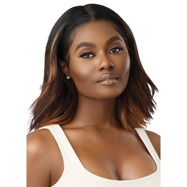 Outre Synthetic Melted Hairline HD Lace Front Wig - DARCY - Image 4