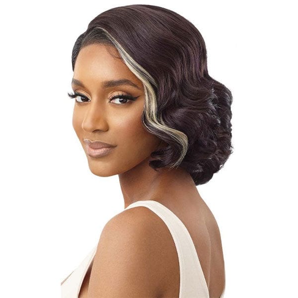 Outre Synthetic Melted Hairline HD Lace Front Wig - SOVEIDA - Image 3