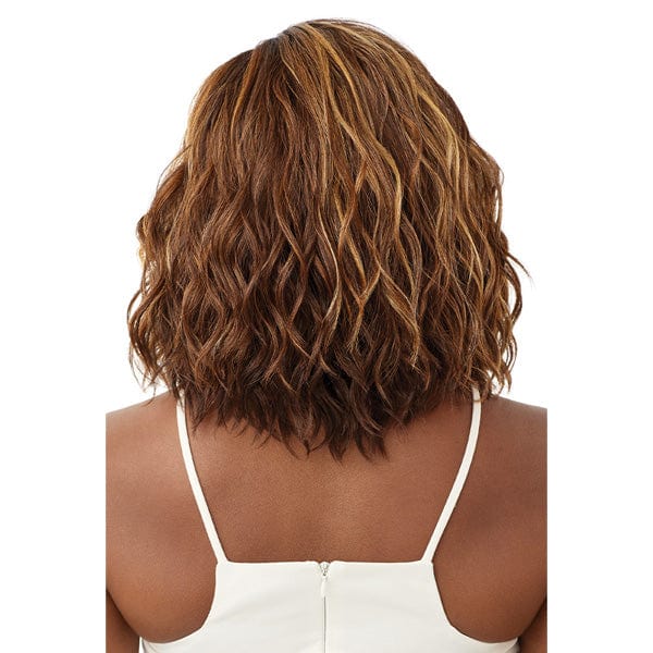 Outre Synthetic Sleeklay Part HD Lace Front Wig - NYLA - Image 4