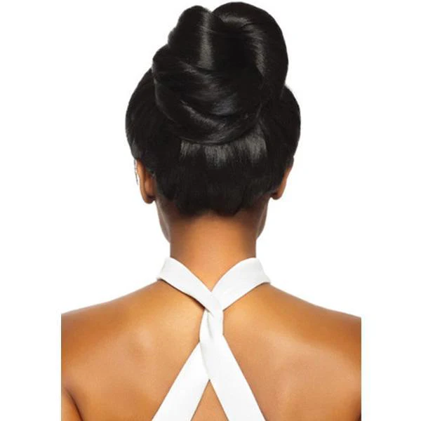 Outre Synthetic Swiss X Lace Front Wig - VIXEN YAKI (4 Way Part Cap Construction) - Clearance - Image 4