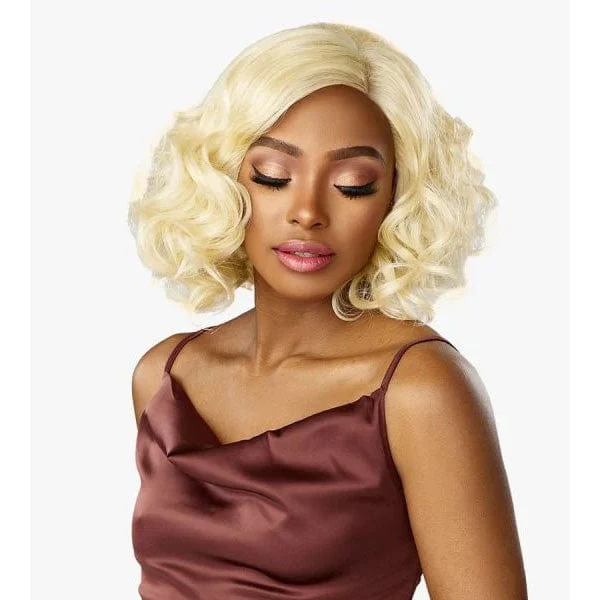 Sensationnel Cloud9 What Lace Human Hair Blend 13x6 Frontal Lace Wig - TALISA 12″ - Image 3